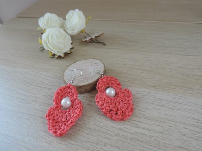 Les Crochets de Prune -boucles d'oreilles perles gouttes corail1