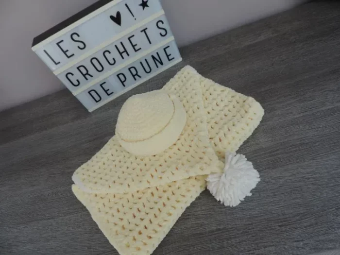 Les-crochets-de-prune-bébé-cocon-naissance-vanille1