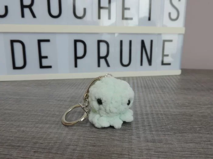 Les Crochets de Prune - porte clés pieuvre vert d'eau1