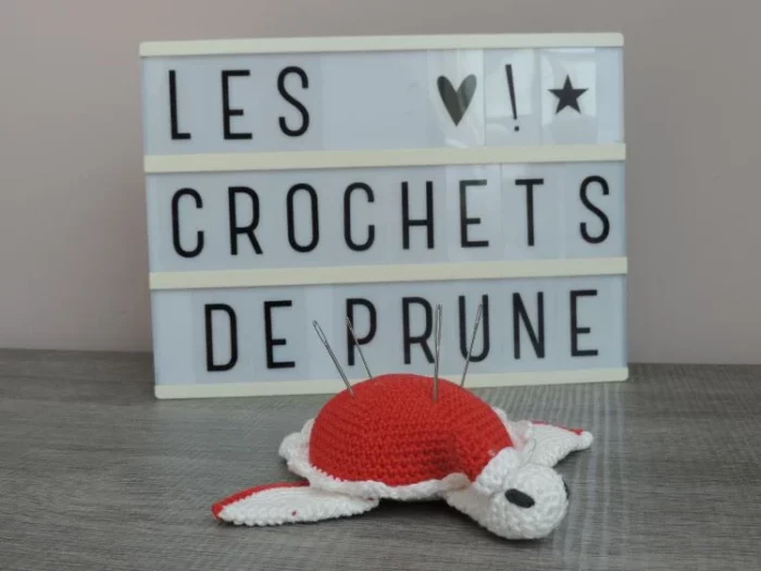 Les Crochets de Prune -tortue à aiguilles Noël2