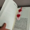 Les Crochets de Prune - marque page livre