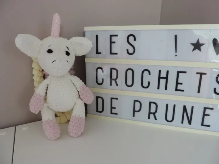 Les Crochets de Prune - Louise la licorne