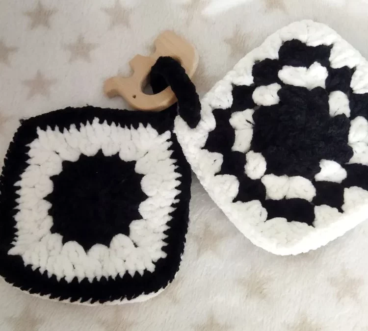 Un jouet Montessori au crochet : zoom sur ma création préférée