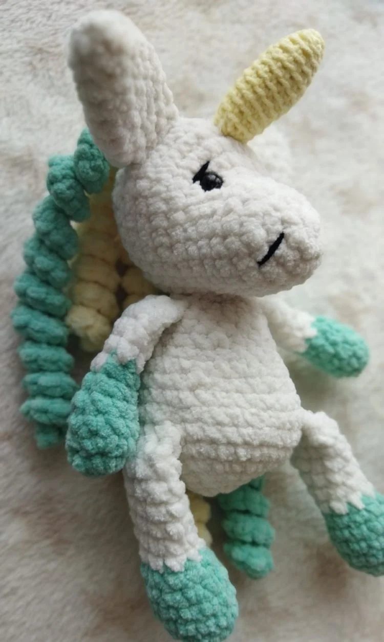 Licorne au crochet faite main, doudou amigurumi tout doux pour bébé – Image 4